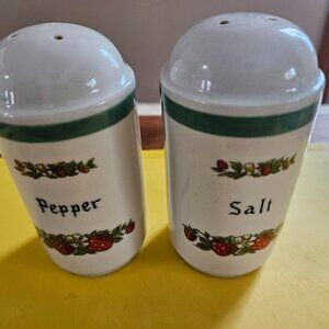 vintage salt and pepper wild strawberries set made in Japan